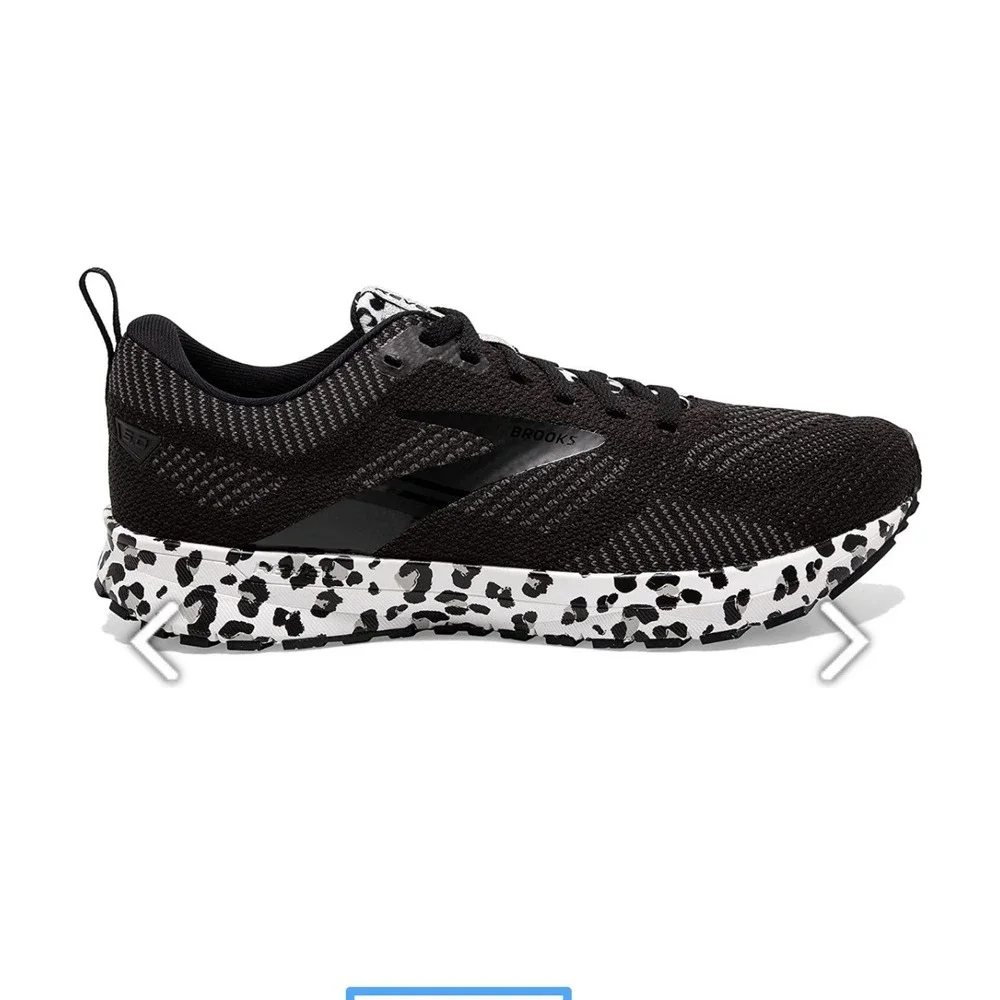 Brooks Revel 5 Womens Running Shoes Sneakers Black Leopard Print walking size 9